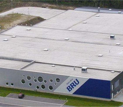 Renovated industrial roof at the Bru water plant in Harzé (Lorcé) — Vincent Piront